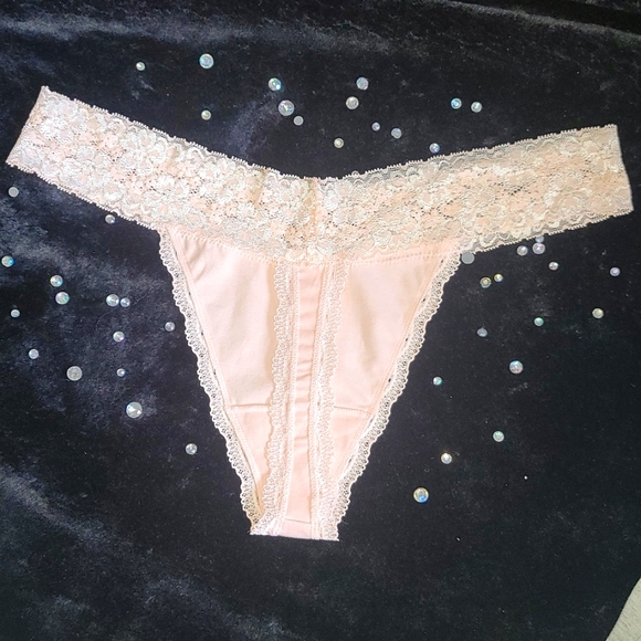 Ksclassyass, thong, lace, tummy support - Picture 2 of 2